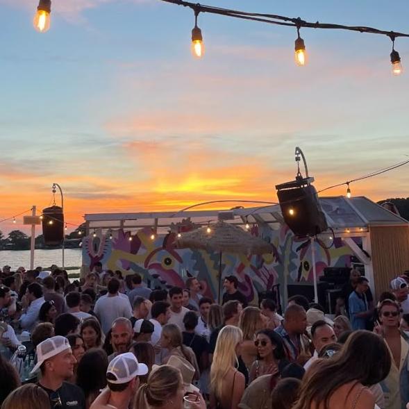 SUNSET CRUISE – TECH HOUSE ON THE ZÜRISEE
